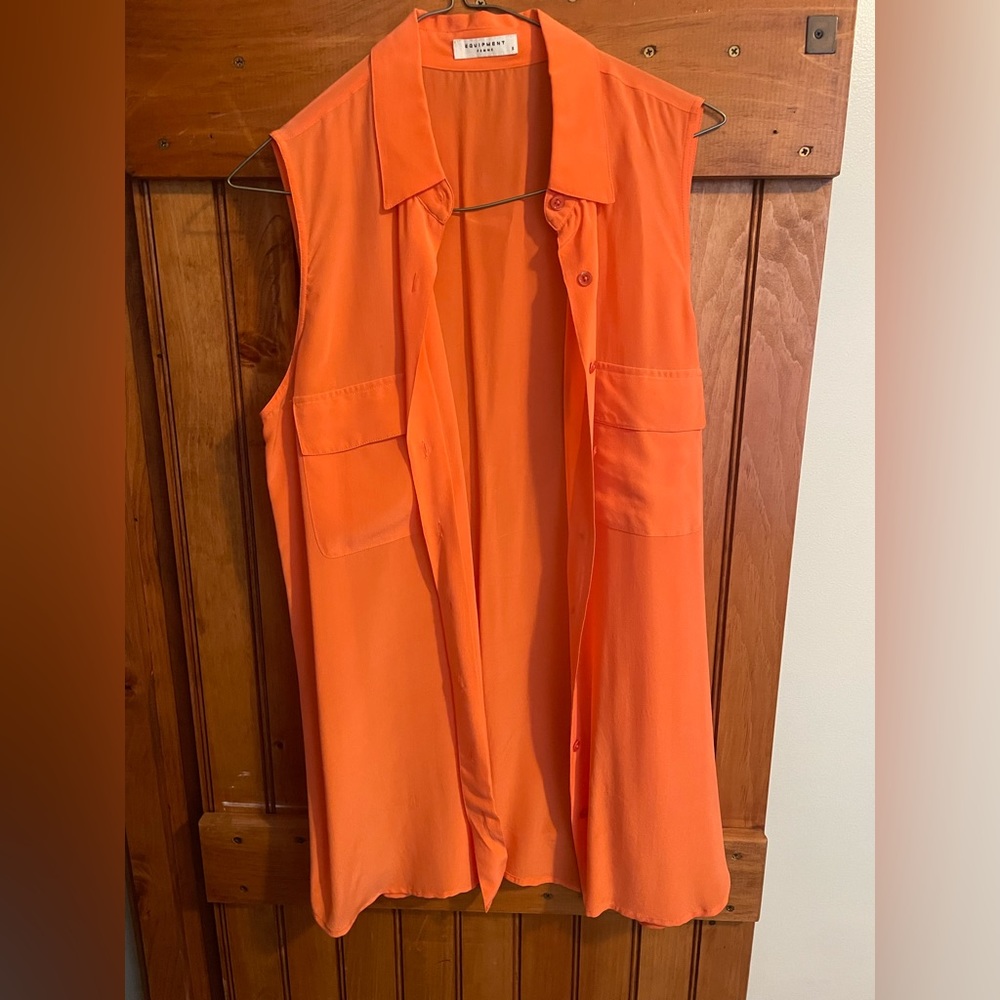 Equipment coral silk top